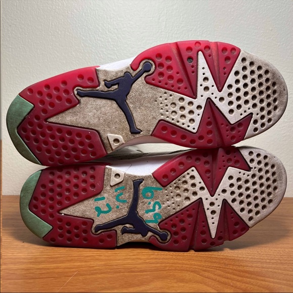 Jordan 6 Hare - Picture 6 of 9